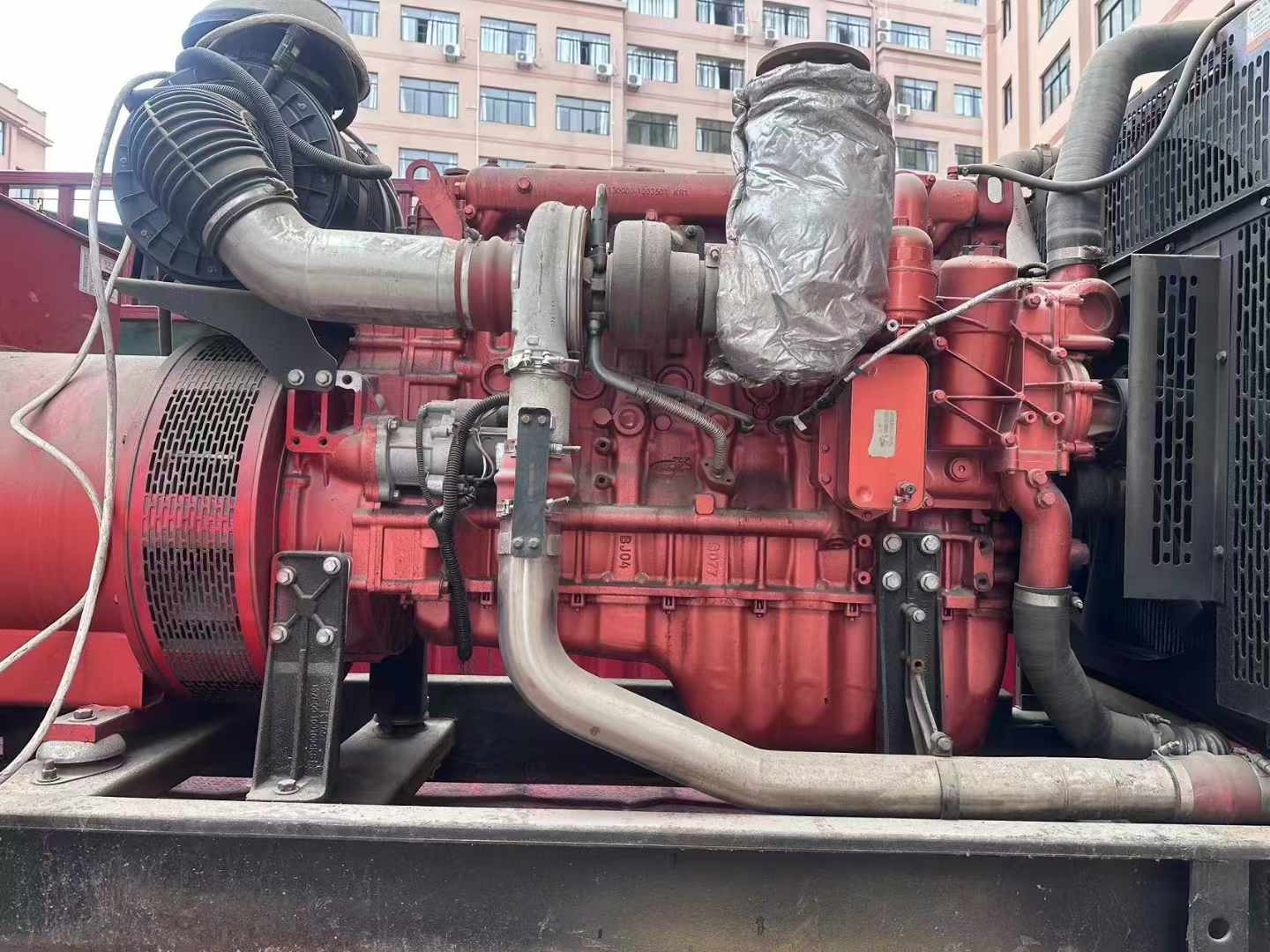 梅江如何选择适合 600kW 柴油发电机组的过载保护器？